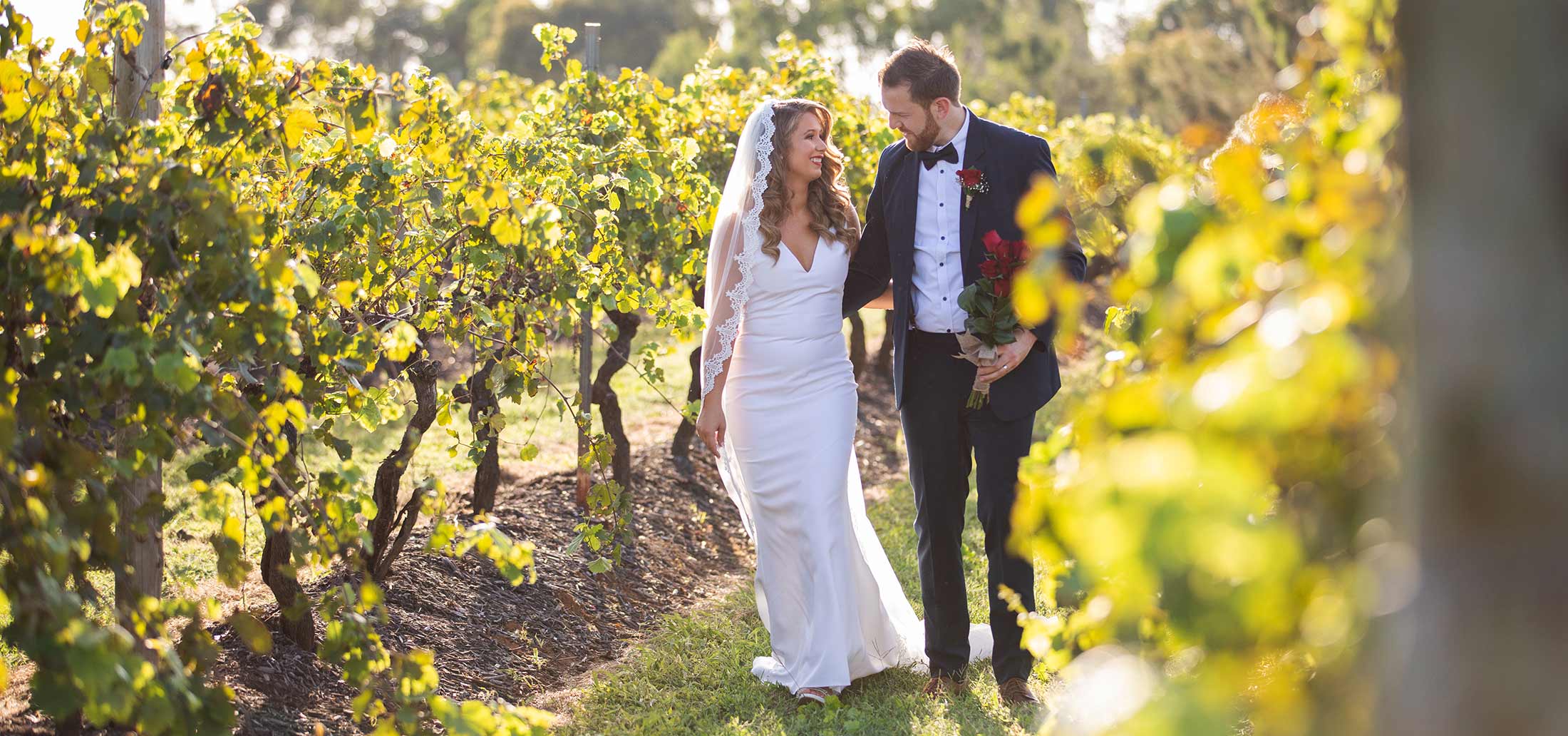 wedding photos in the Hunter Valley at Chateau Elan
